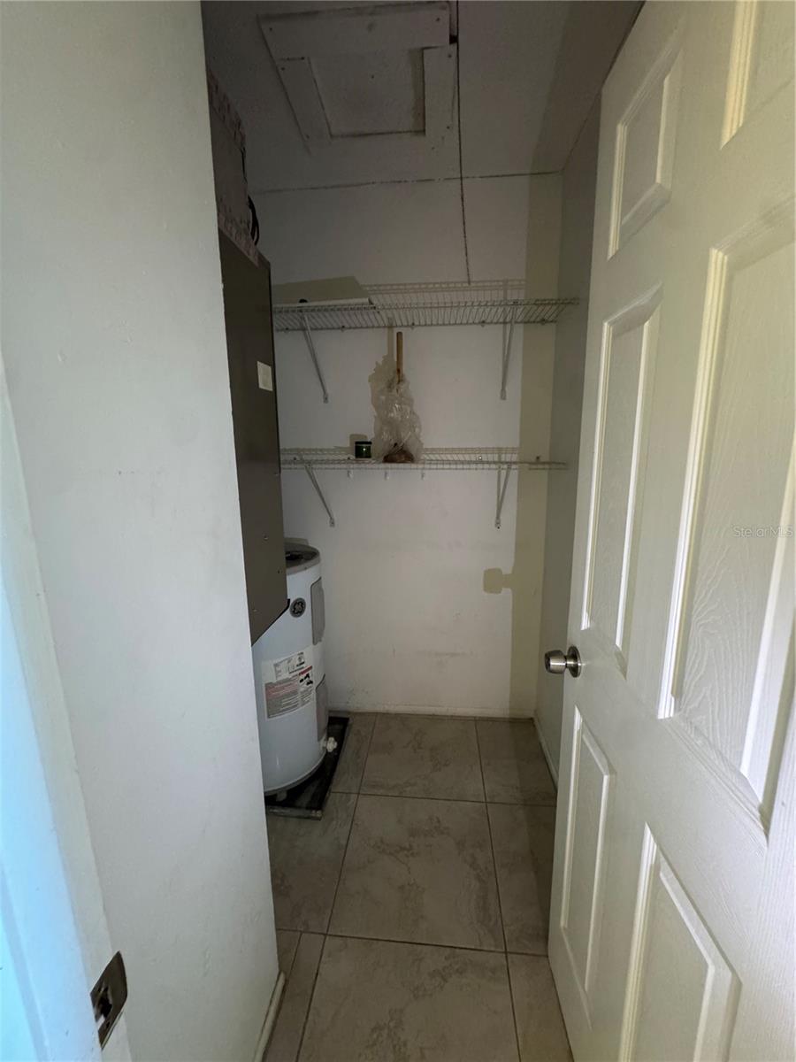 GATEWAY BY THE BAY CONDO - Residential