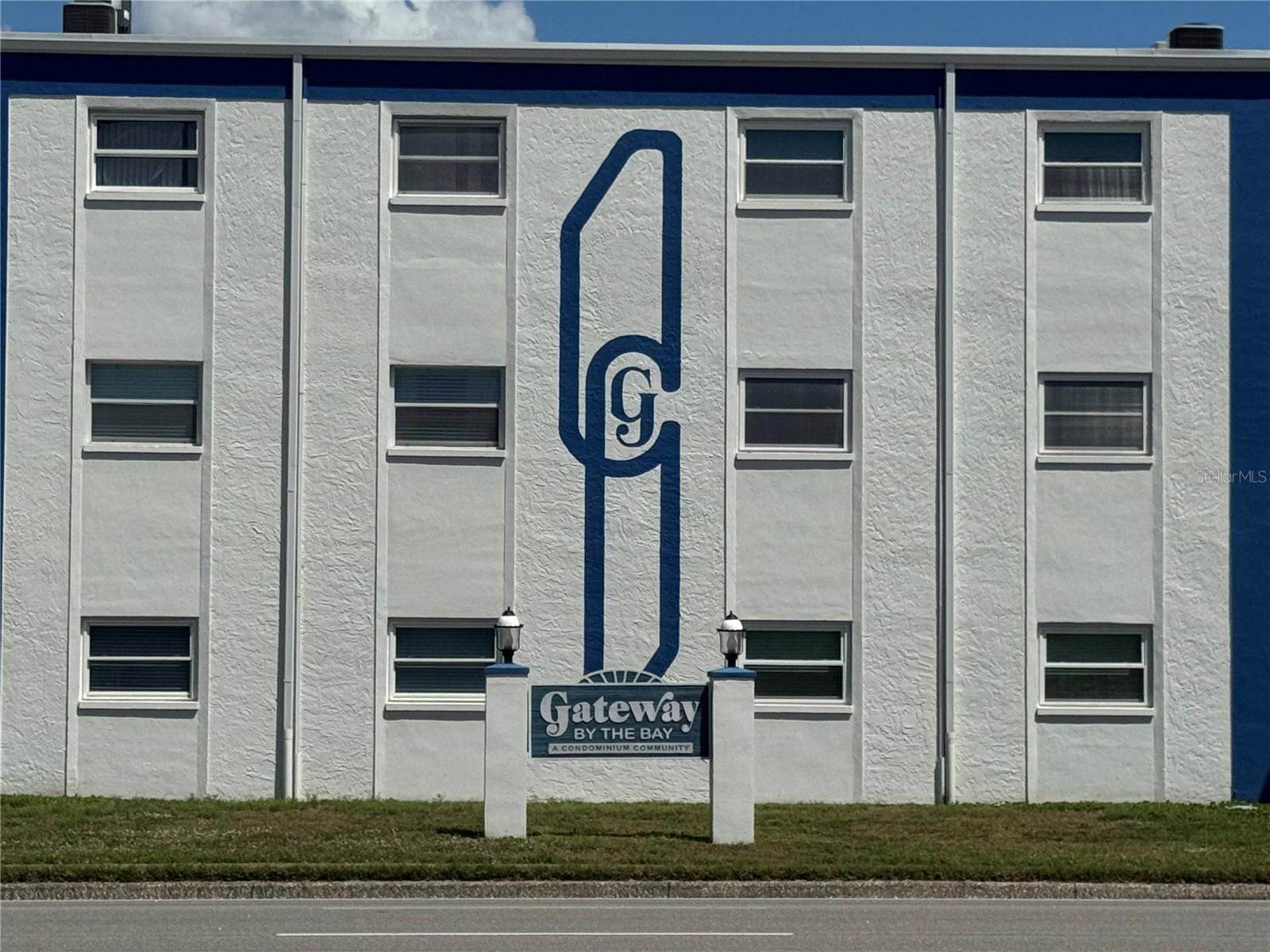 GATEWAY BY THE BAY CONDO - Residential