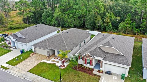 A home in WINTER HAVEN