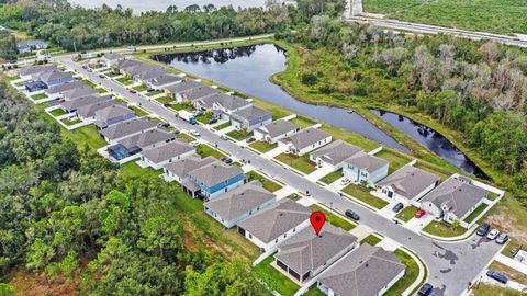 A home in WINTER HAVEN