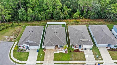 A home in WINTER HAVEN