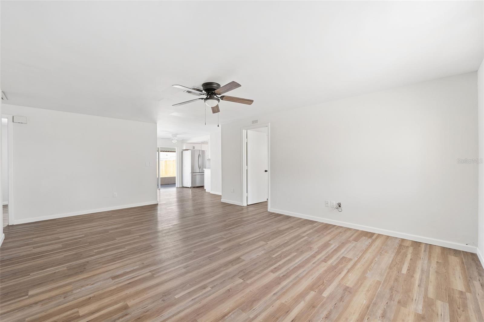 ORANGEWOOD HIGHLANDS 1ST ADD - Residential Lease