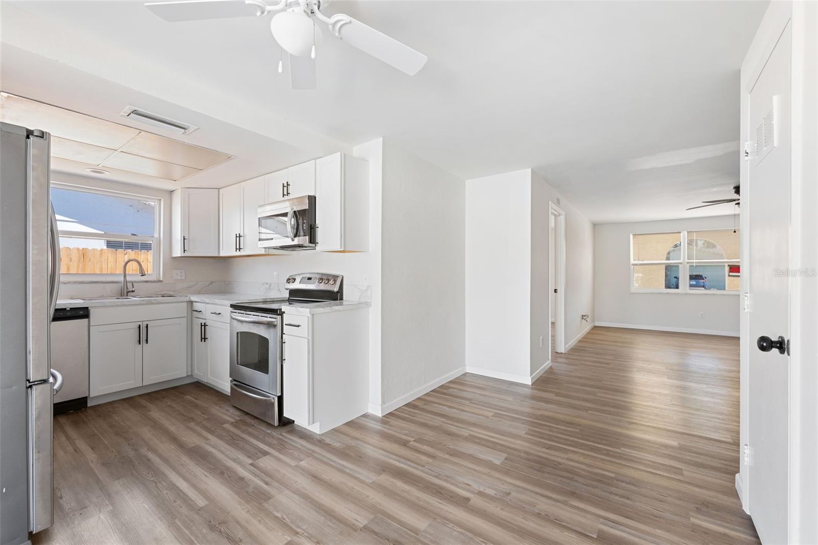 ORANGEWOOD HIGHLANDS 1ST ADD - Residential Lease