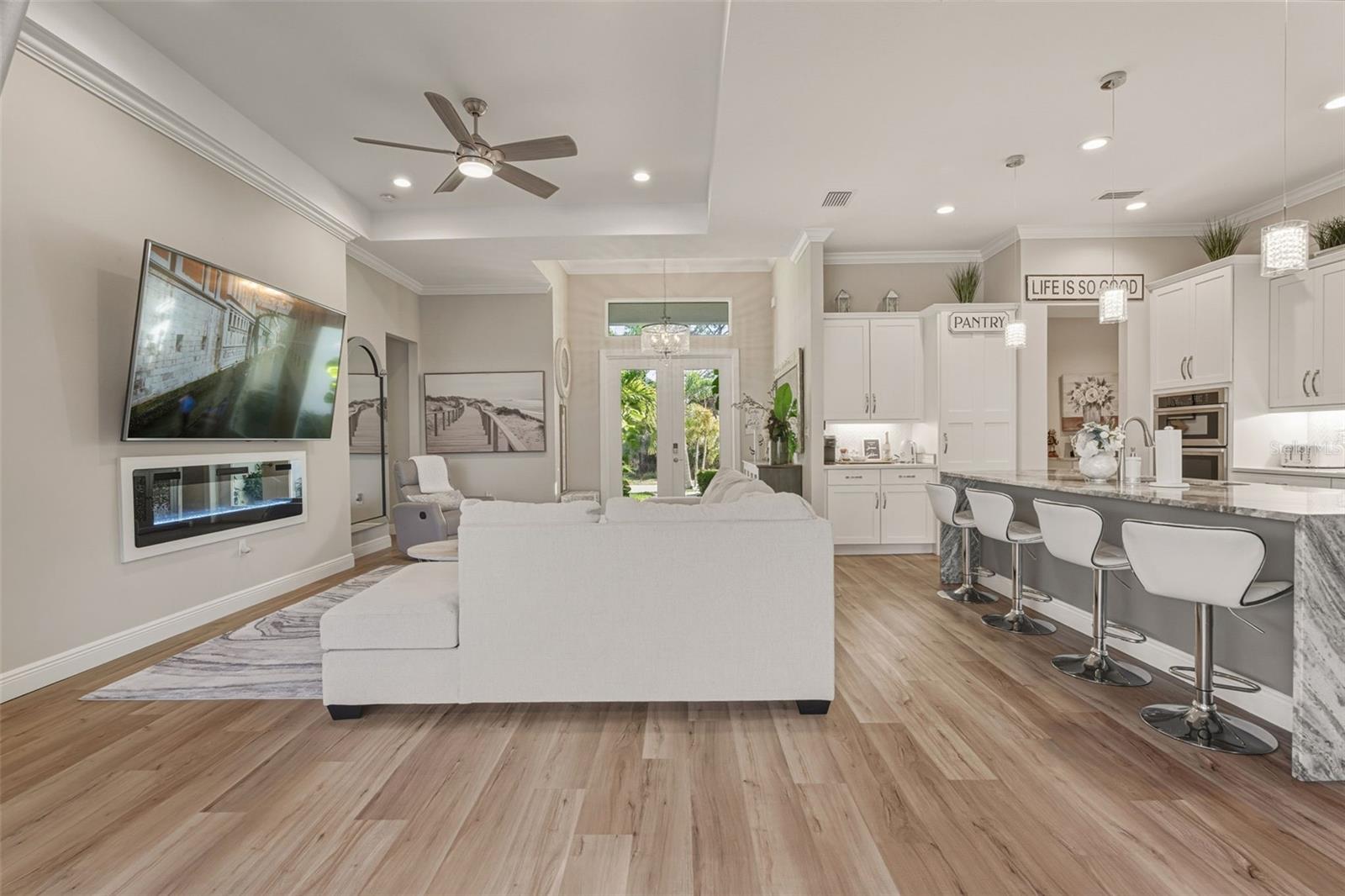 SOUTH GULF COVE - Residential