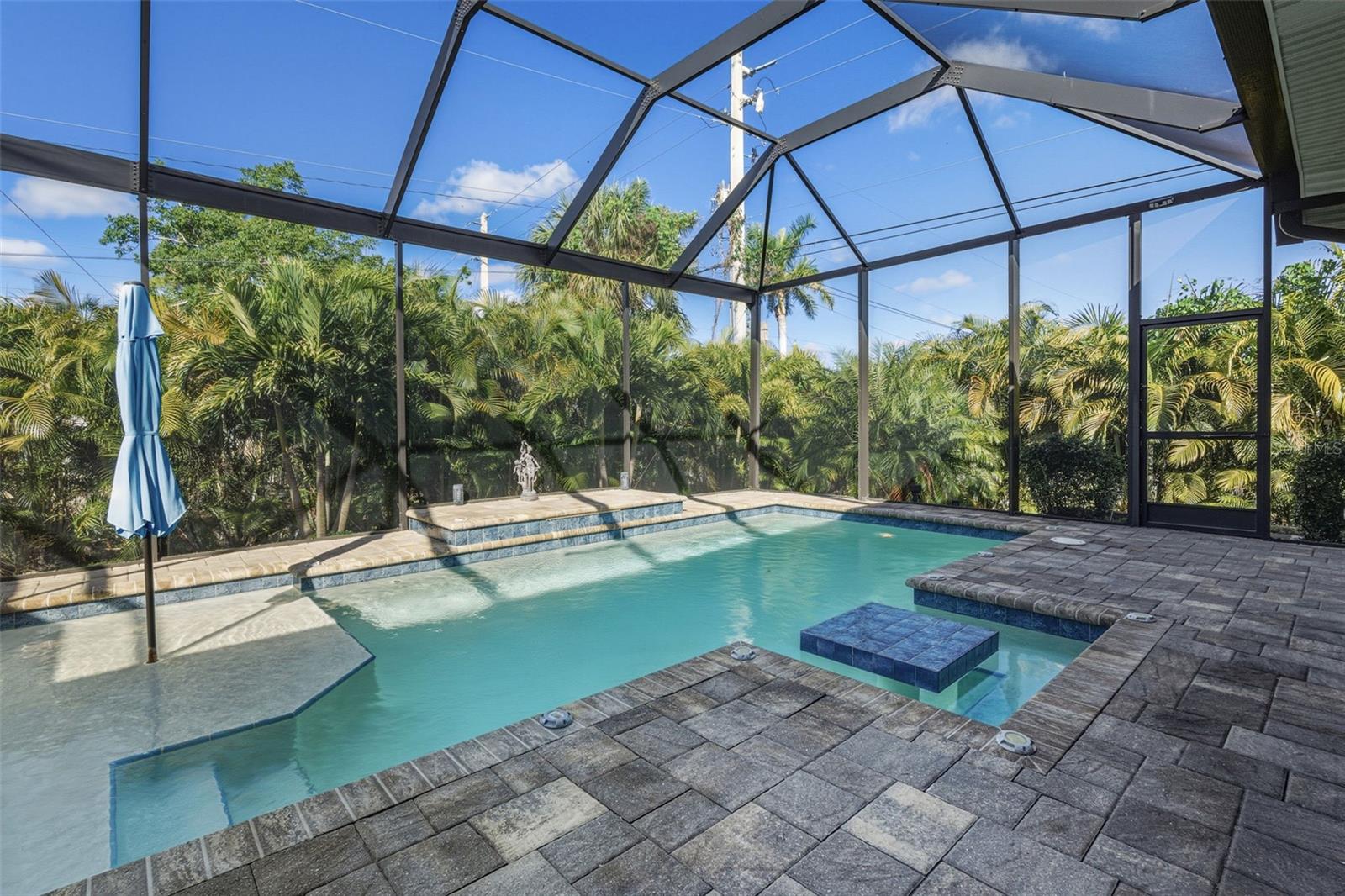 SOUTH GULF COVE - Residential