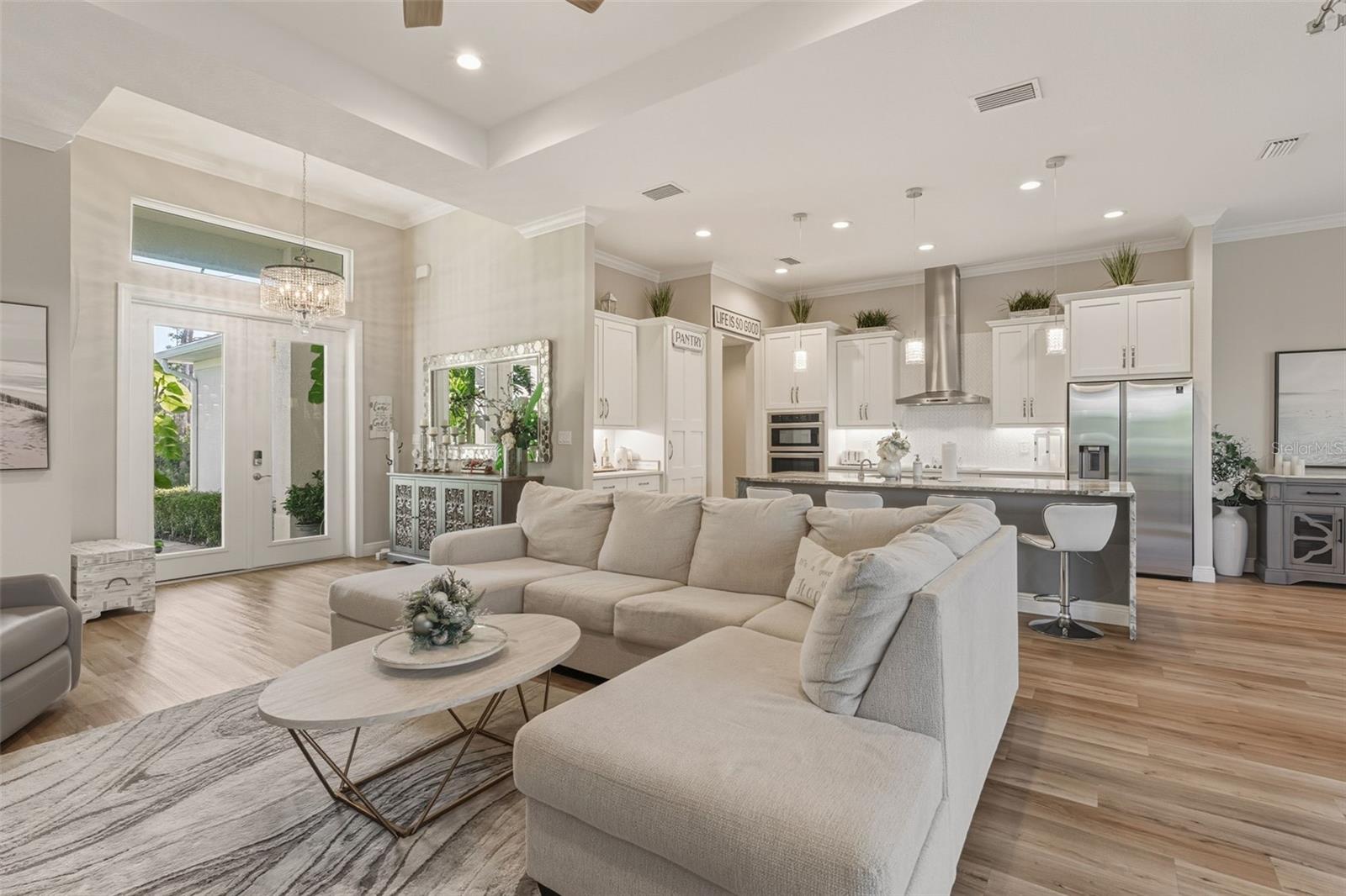 SOUTH GULF COVE - Residential
