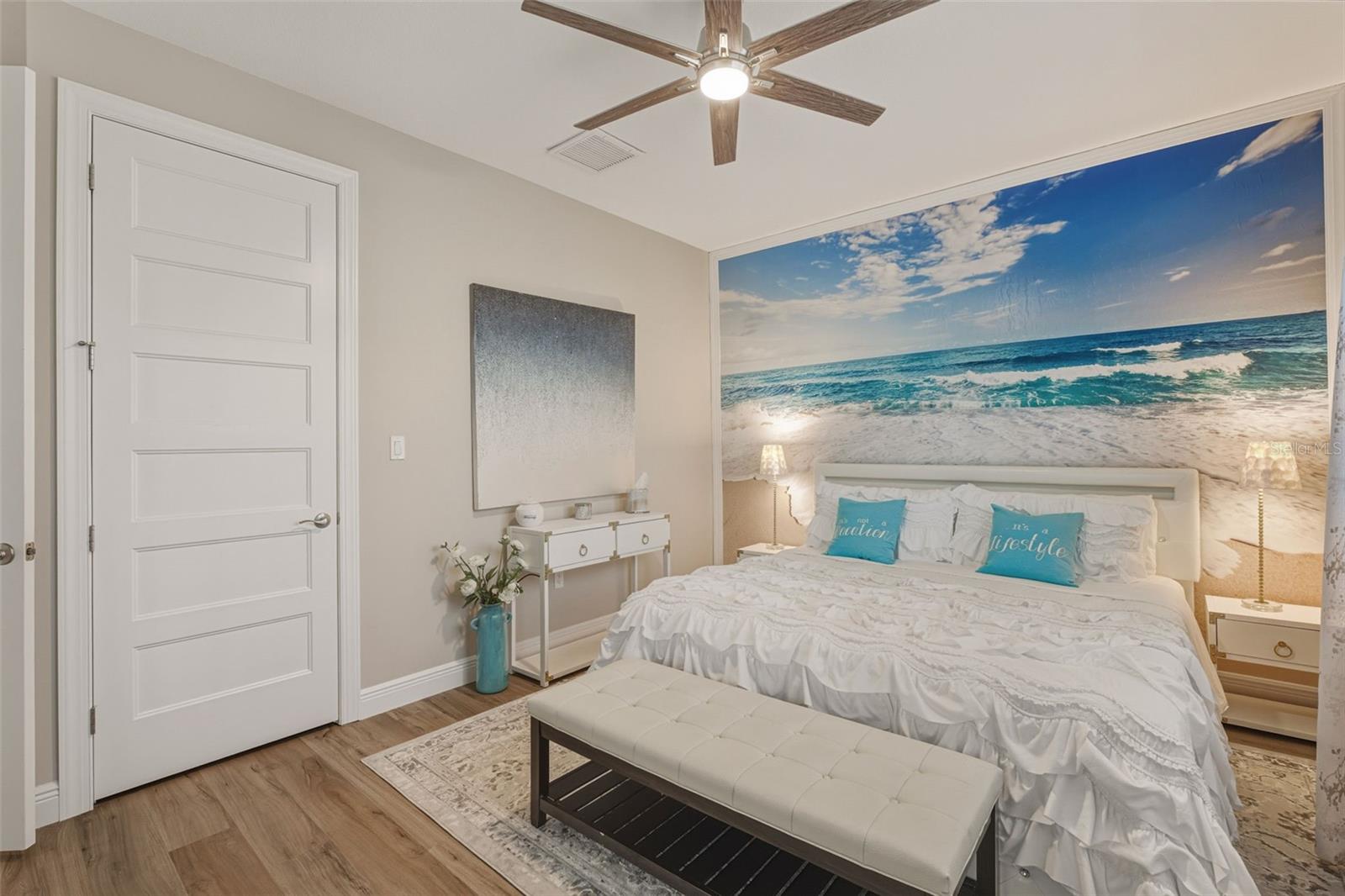 SOUTH GULF COVE - Residential