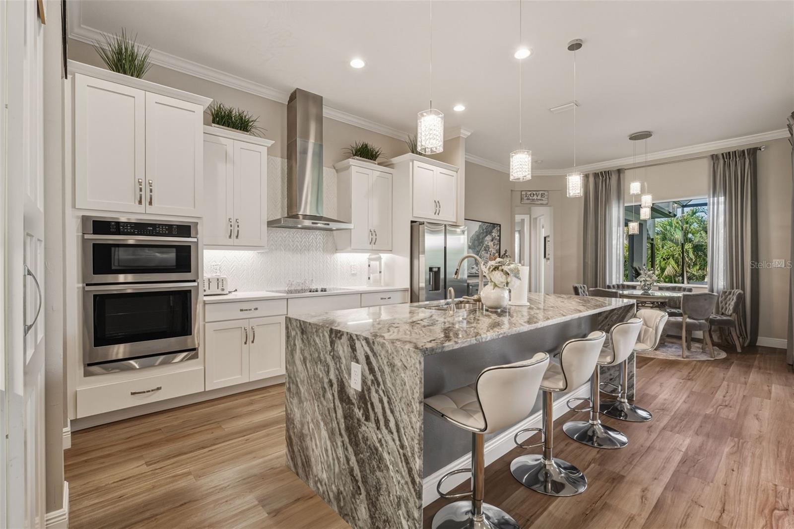 SOUTH GULF COVE - Residential