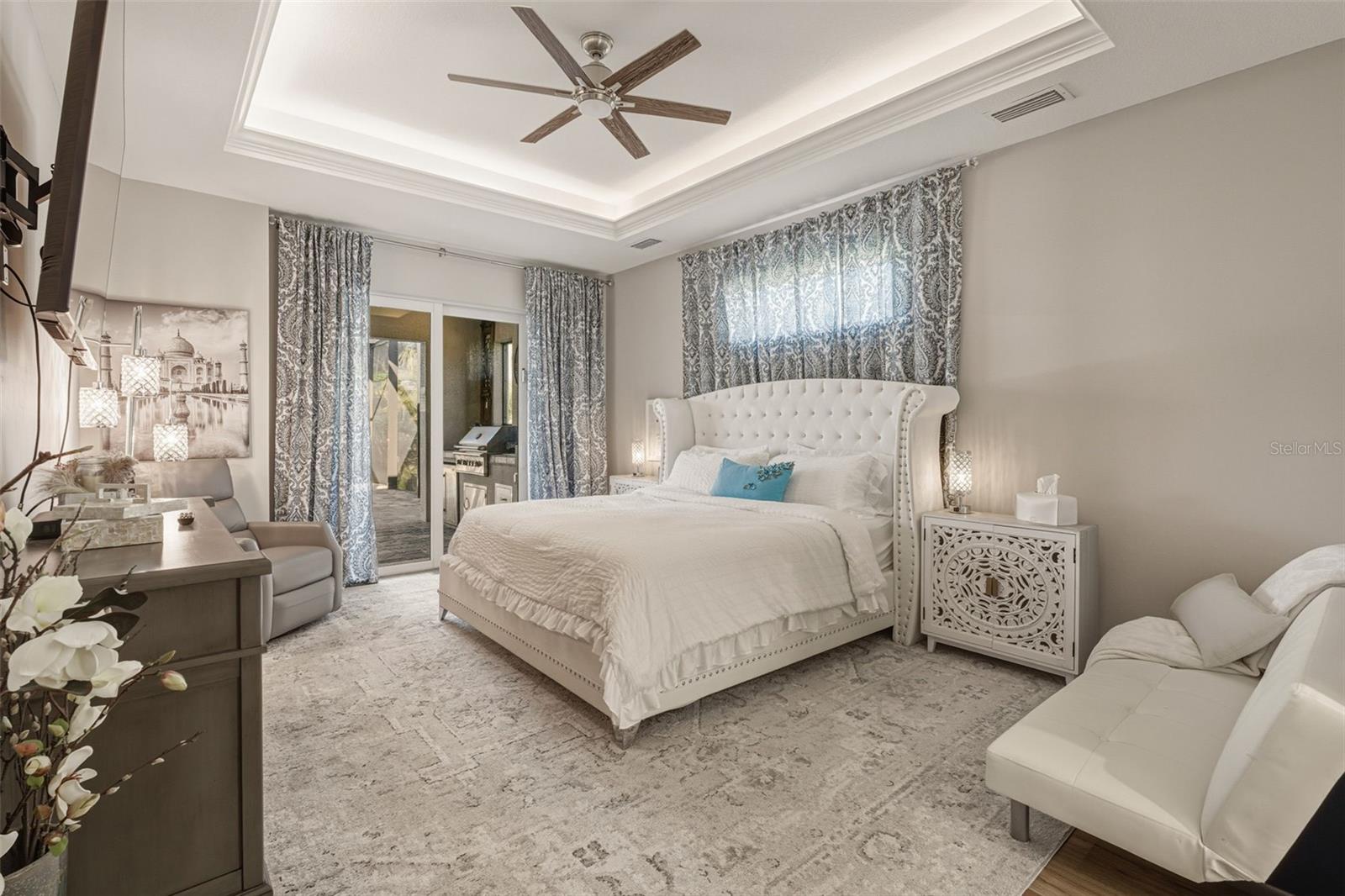 SOUTH GULF COVE - Residential