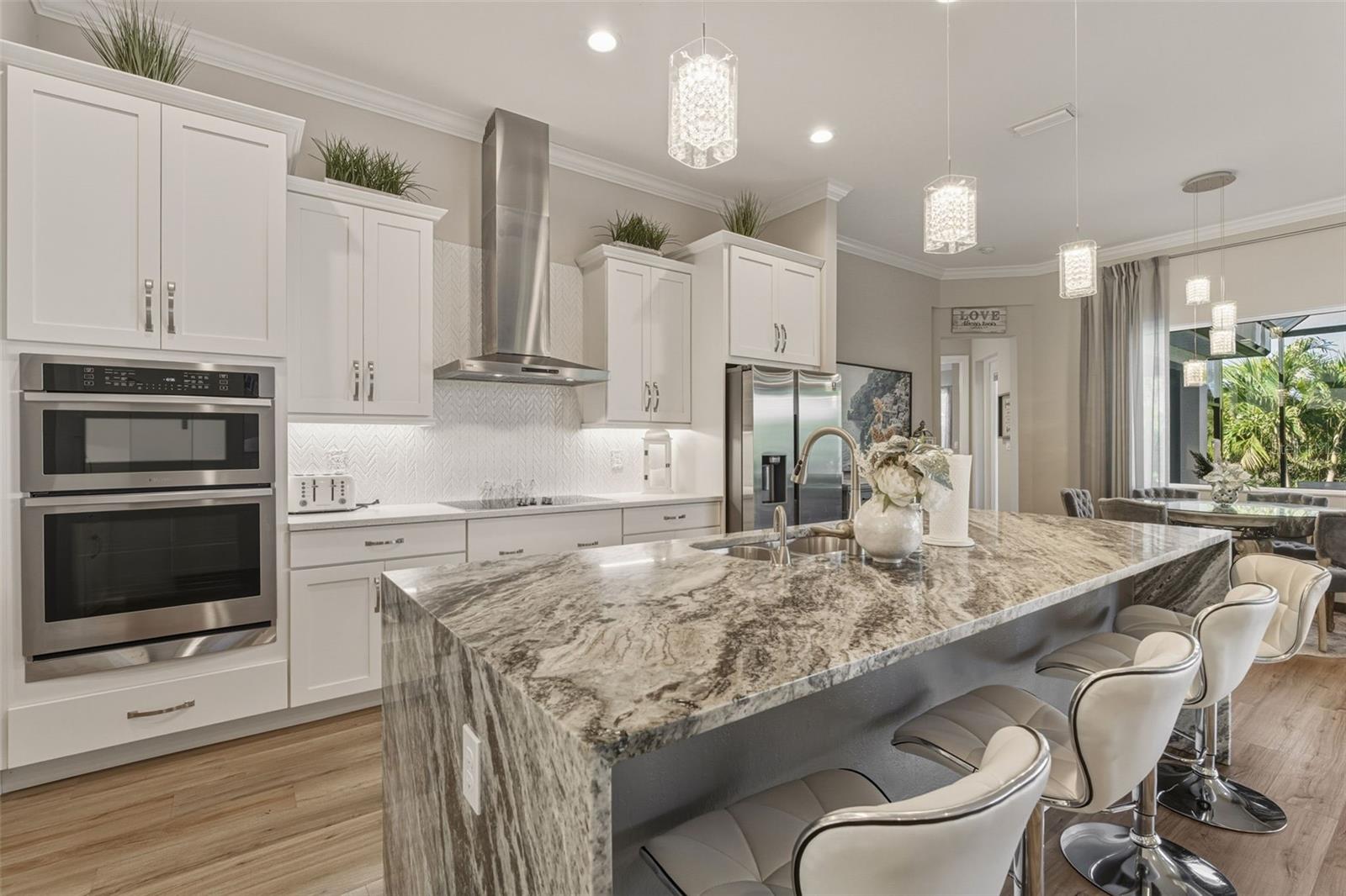 SOUTH GULF COVE - Residential