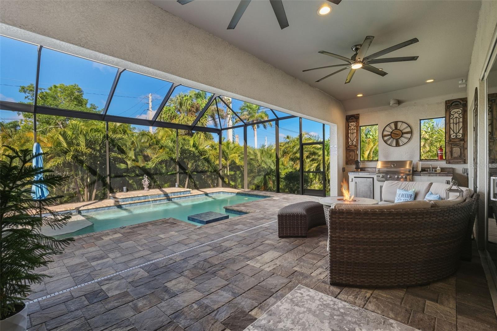 SOUTH GULF COVE - Residential