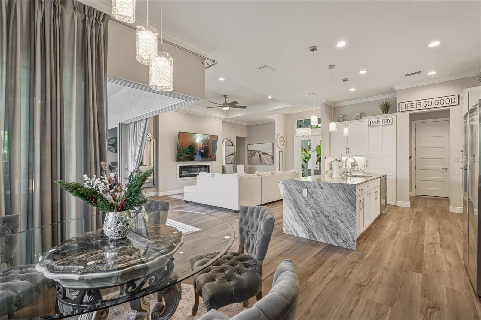 SOUTH GULF COVE - Residential