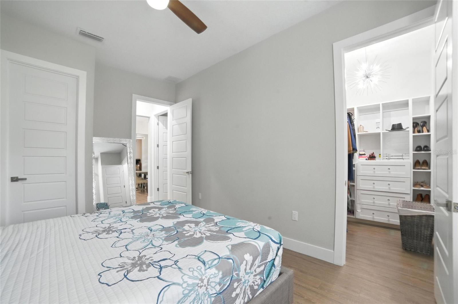 COUNTRY MEADOW WEST UNIT 1 - Residential