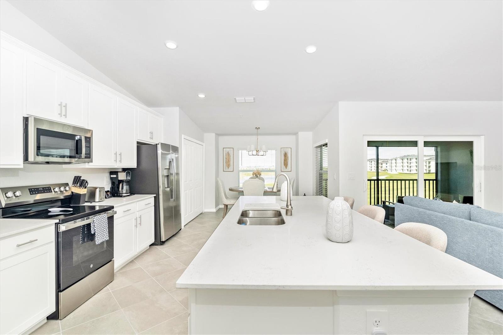 WELLEN PARK GOLF & COUNTRY CLUB - Residential