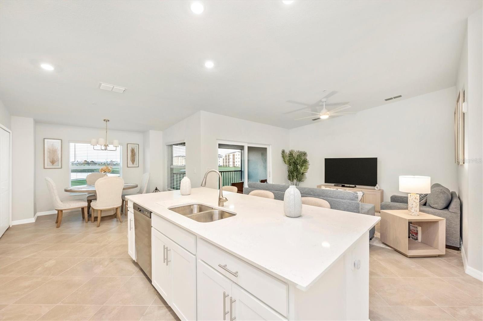 WELLEN PARK GOLF & COUNTRY CLUB - Residential