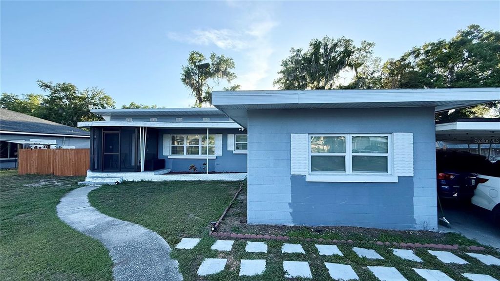 Photo of 811 22nd Street NW, Winter Haven, FL 33881 (MLS # S5148769)