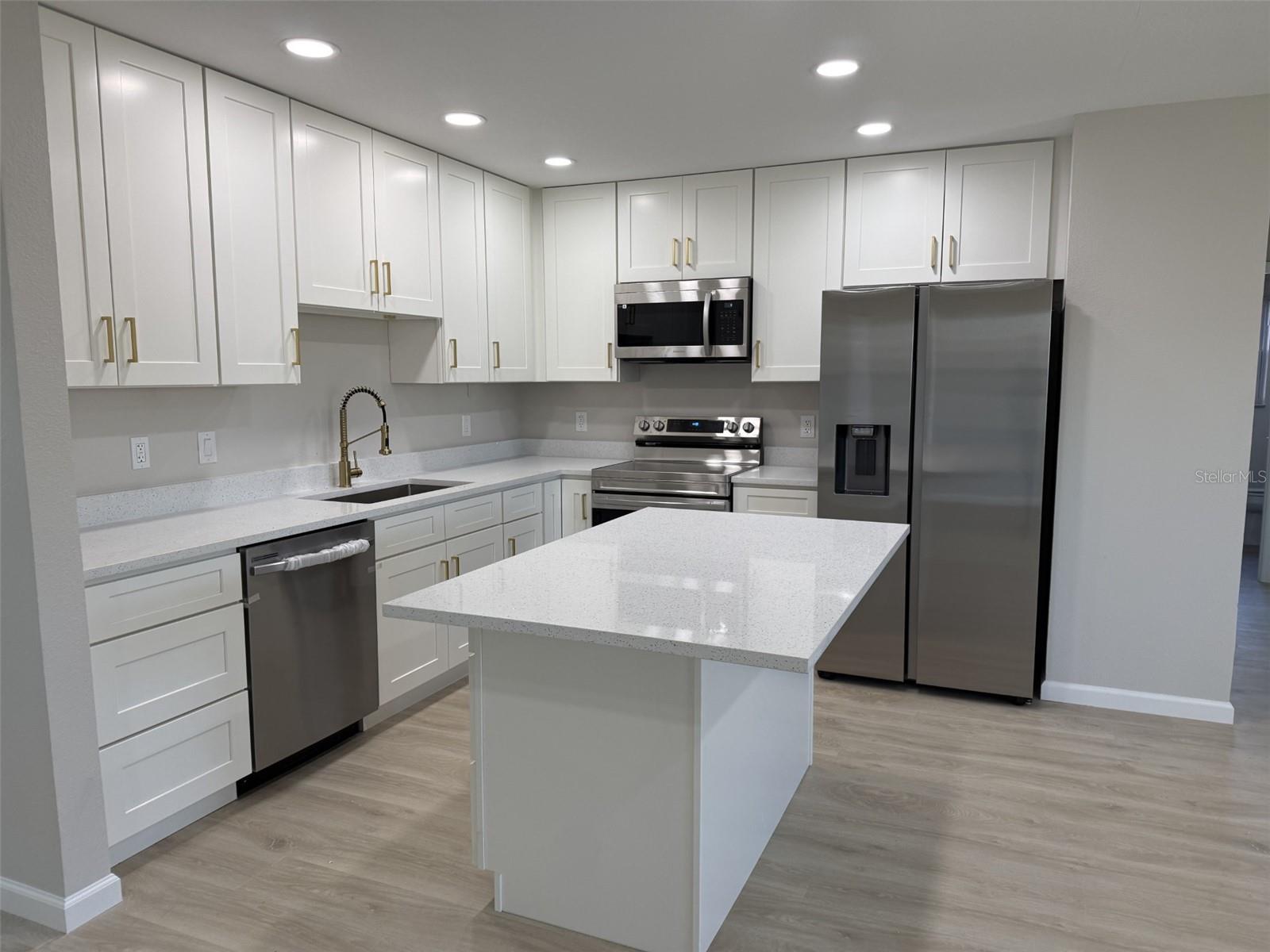 ELMCO HEIGHTS SEC 1 - Residential