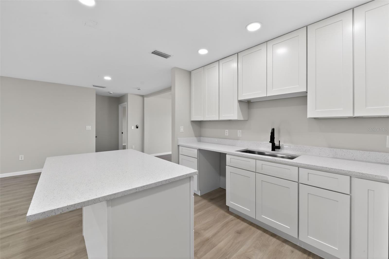 ELMCO HEIGHTS SEC 1 - Residential