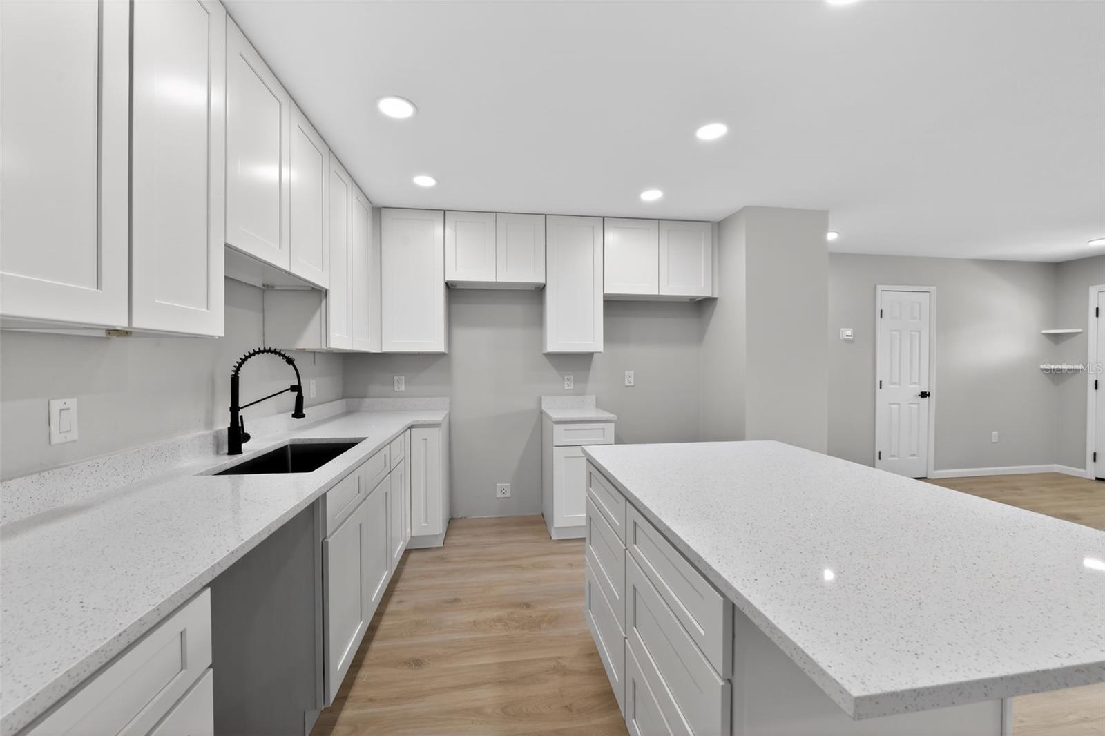 ELMCO HEIGHTS SEC 1 - Residential