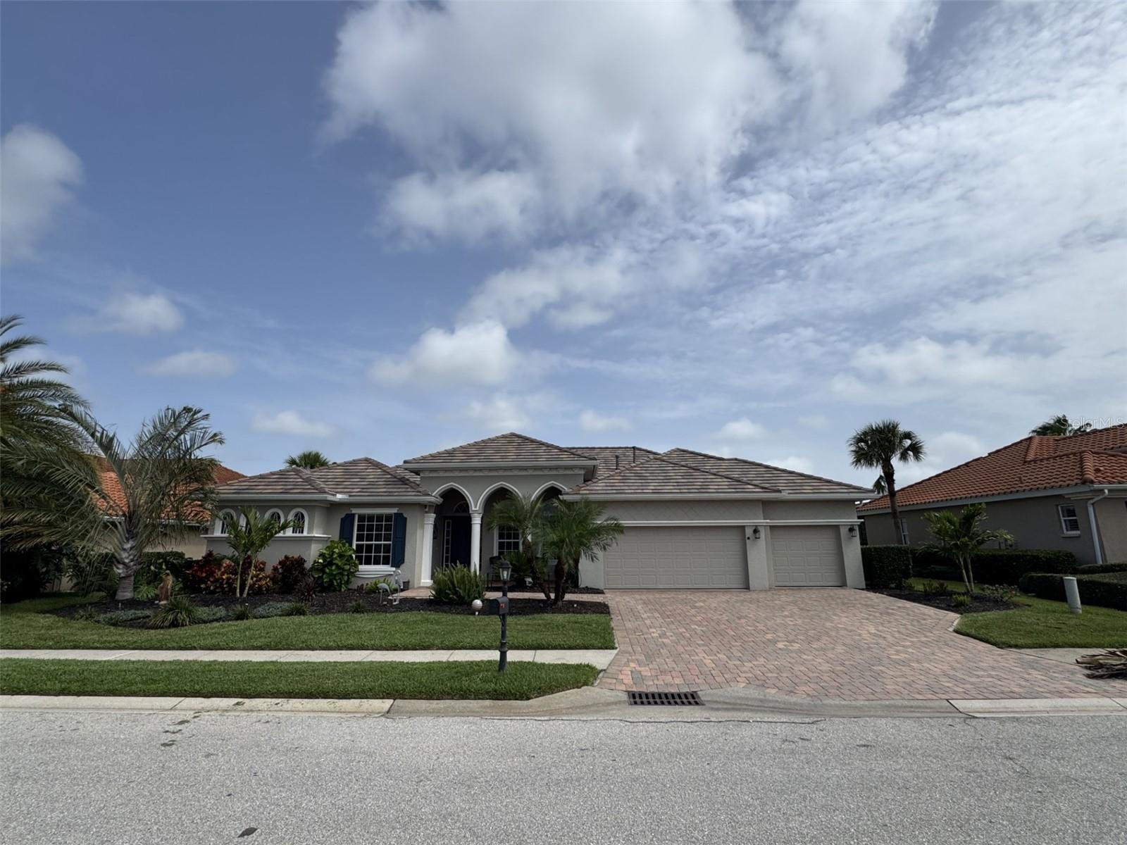 10509 WINDING STREAM WAY