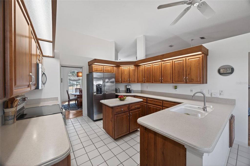 Photo of 11440 SW 75th Terrace Road, Ocala, FL 34476 (MLS # OM718661)