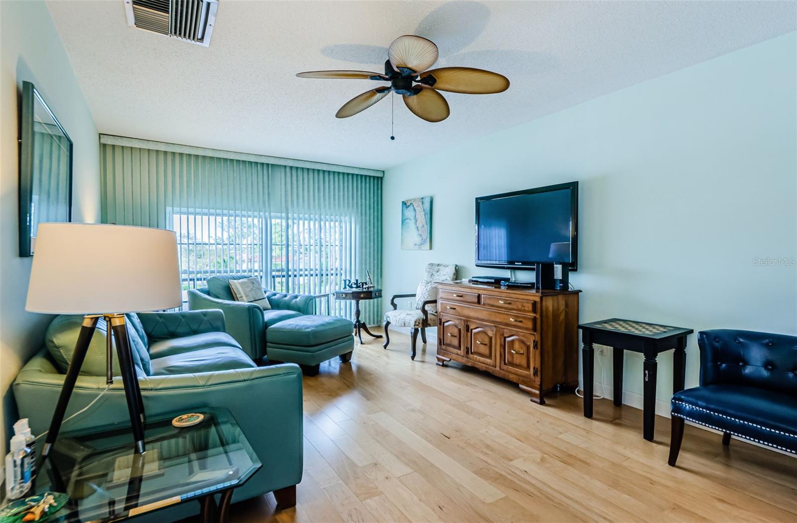 MEDITERRANEAN MANORS - Residential