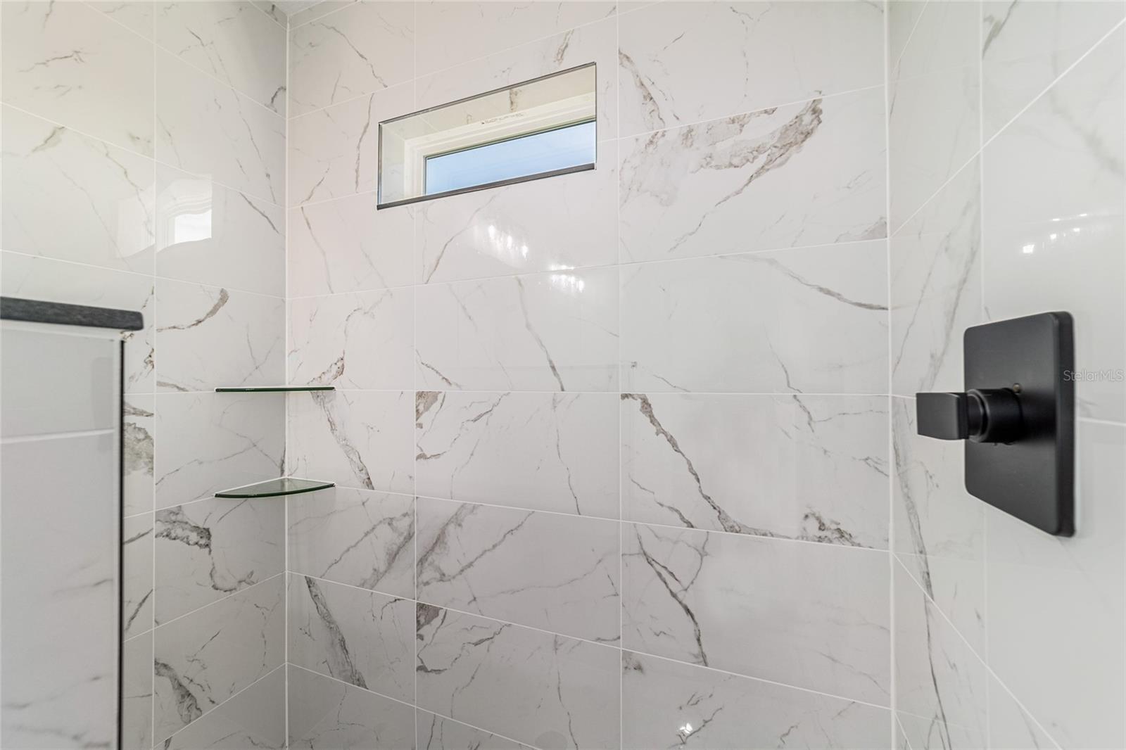 SILVER SPGS SHORES UN 24 - Residential