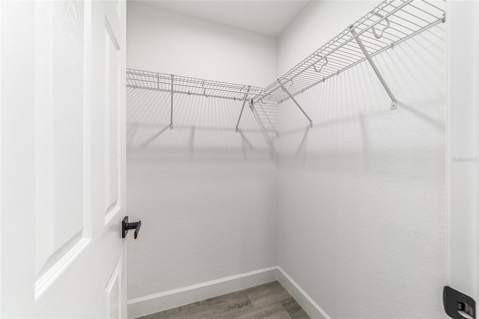 SILVER SPGS SHORES UN 24 - Residential