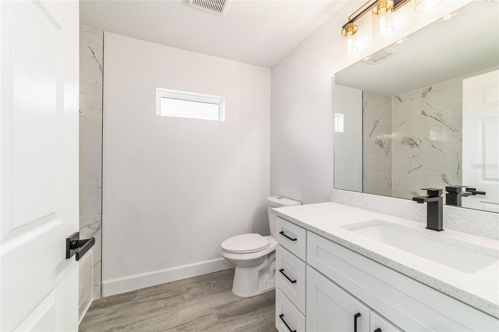 SILVER SPGS SHORES UN 24 - Residential