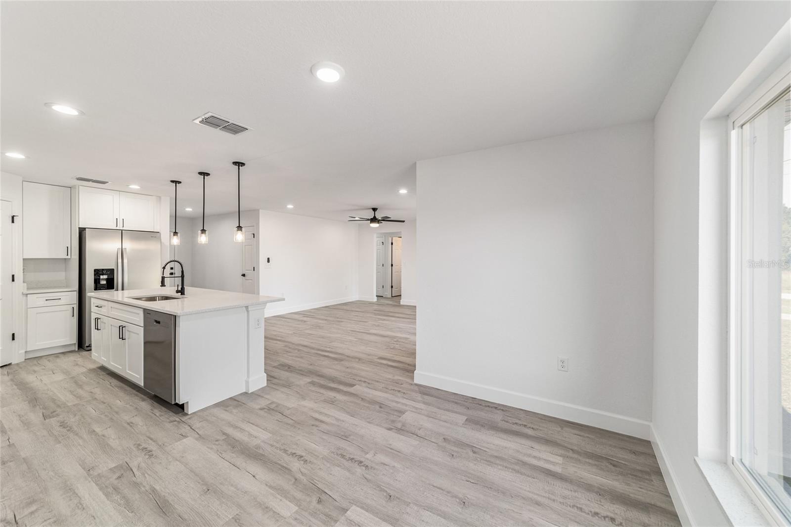 SILVER SPGS SHORES UN 24 - Residential