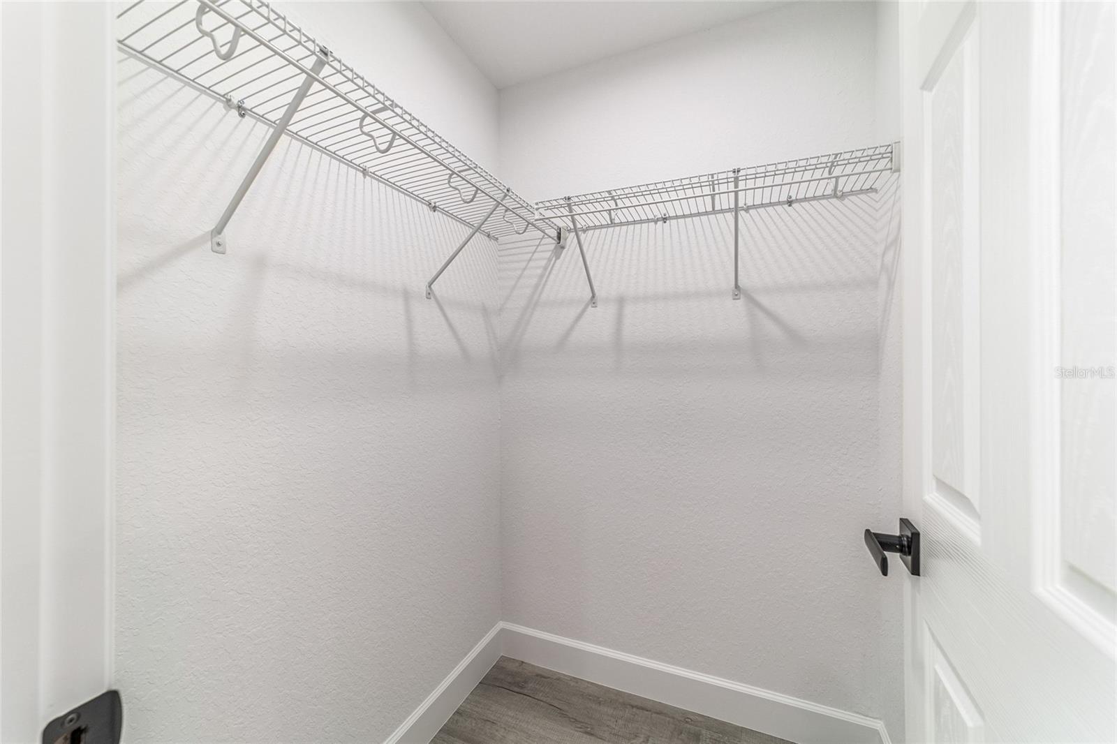 SILVER SPGS SHORES UN 24 - Residential