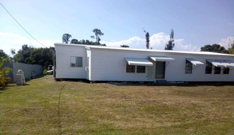 A home in PUNTA GORDA