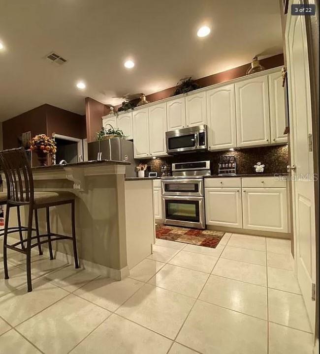 466 PEPIN DRIVE