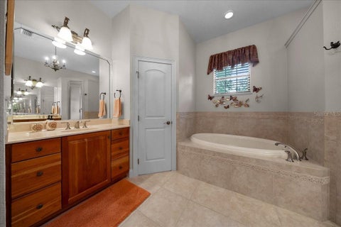 Tiny photo for 820 SE 36th Lane, Ocala, FL 34471 (MLS # OM731667)
