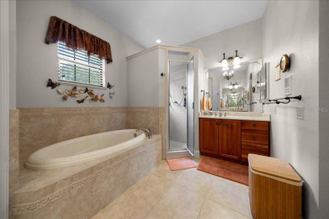 Tiny photo for 820 SE 36th Lane, Ocala, FL 34471 (MLS # OM731667)