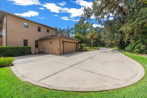 Tiny photo for 820 SE 36th Lane, Ocala, FL 34471 (MLS # OM731667)