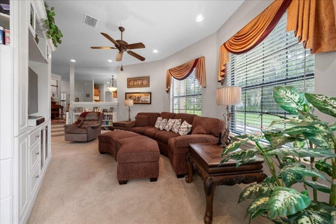 Tiny photo for 820 SE 36th Lane, Ocala, FL 34471 (MLS # OM731667)