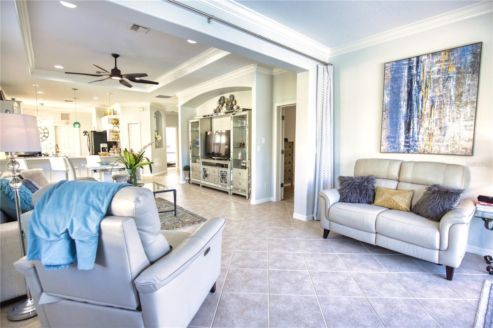 VENETIAN GOLF & RIVER CLUB PH 04A - Residential Lease