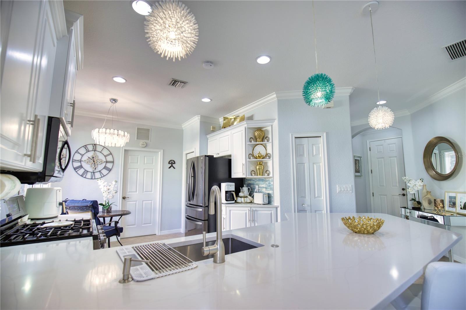 VENETIAN GOLF & RIVER CLUB PH 04A - Residential Lease