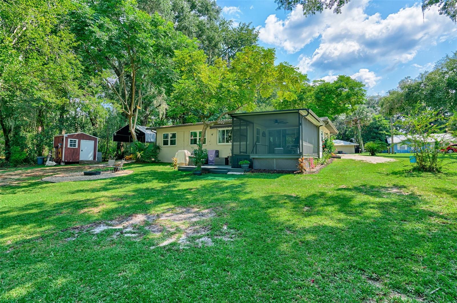 INTERLACHEN - Residential