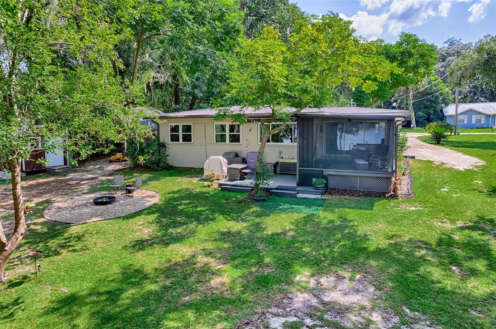 INTERLACHEN - Residential