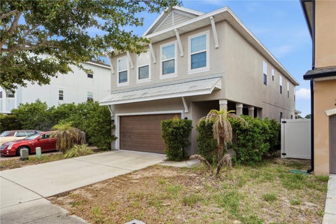 Photo of 205 Aberdeen Street, Davenport, FL 33896 (MLS # G5113772)