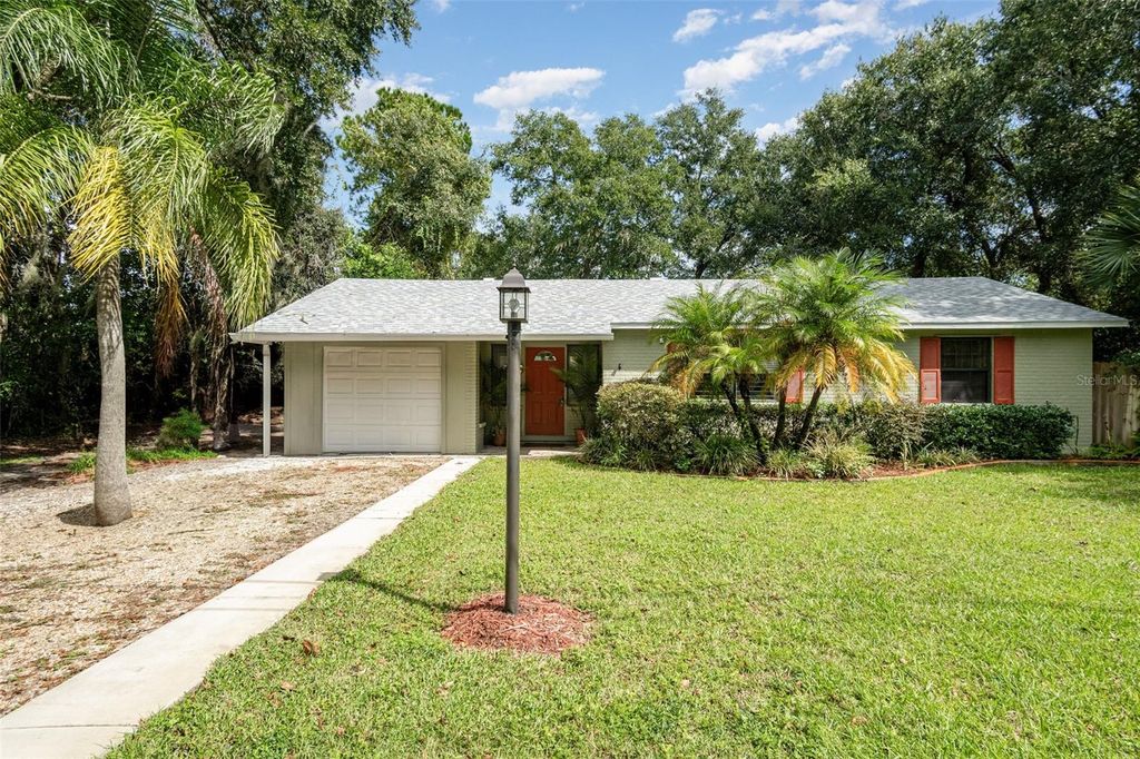 Photo of 47 Amigos Road, Debary, FL 32713 (MLS # O6348969)