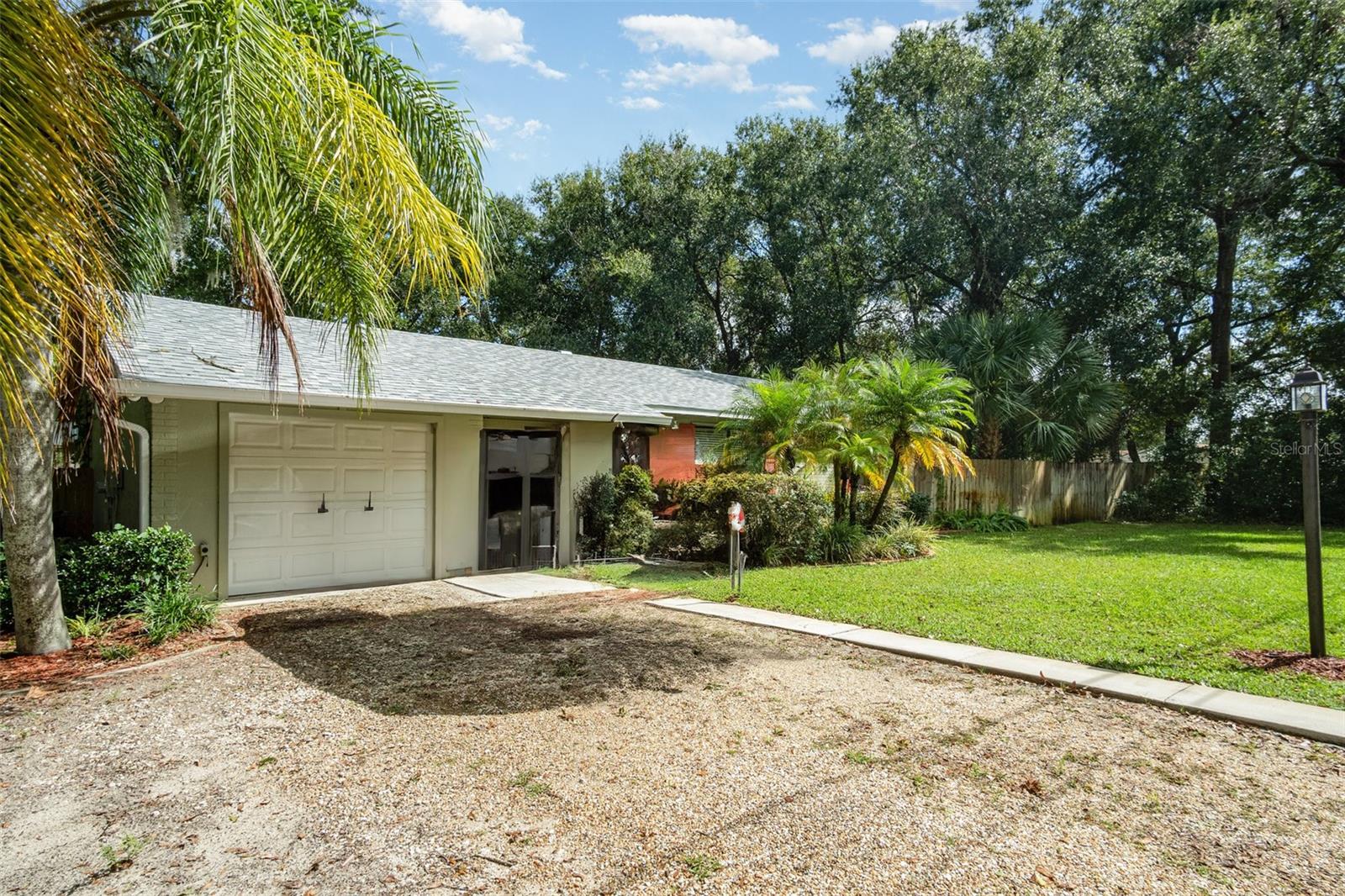 PLANTATION - Residential