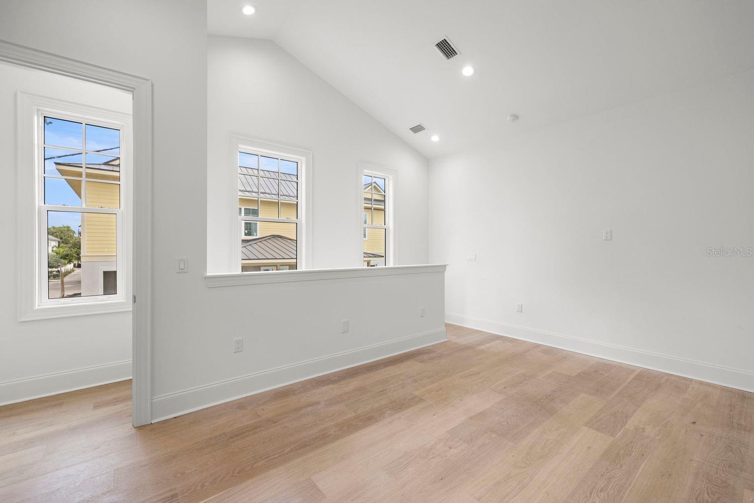 SNELL & HAMLETT'S NORTH SHORE ADD - Residential