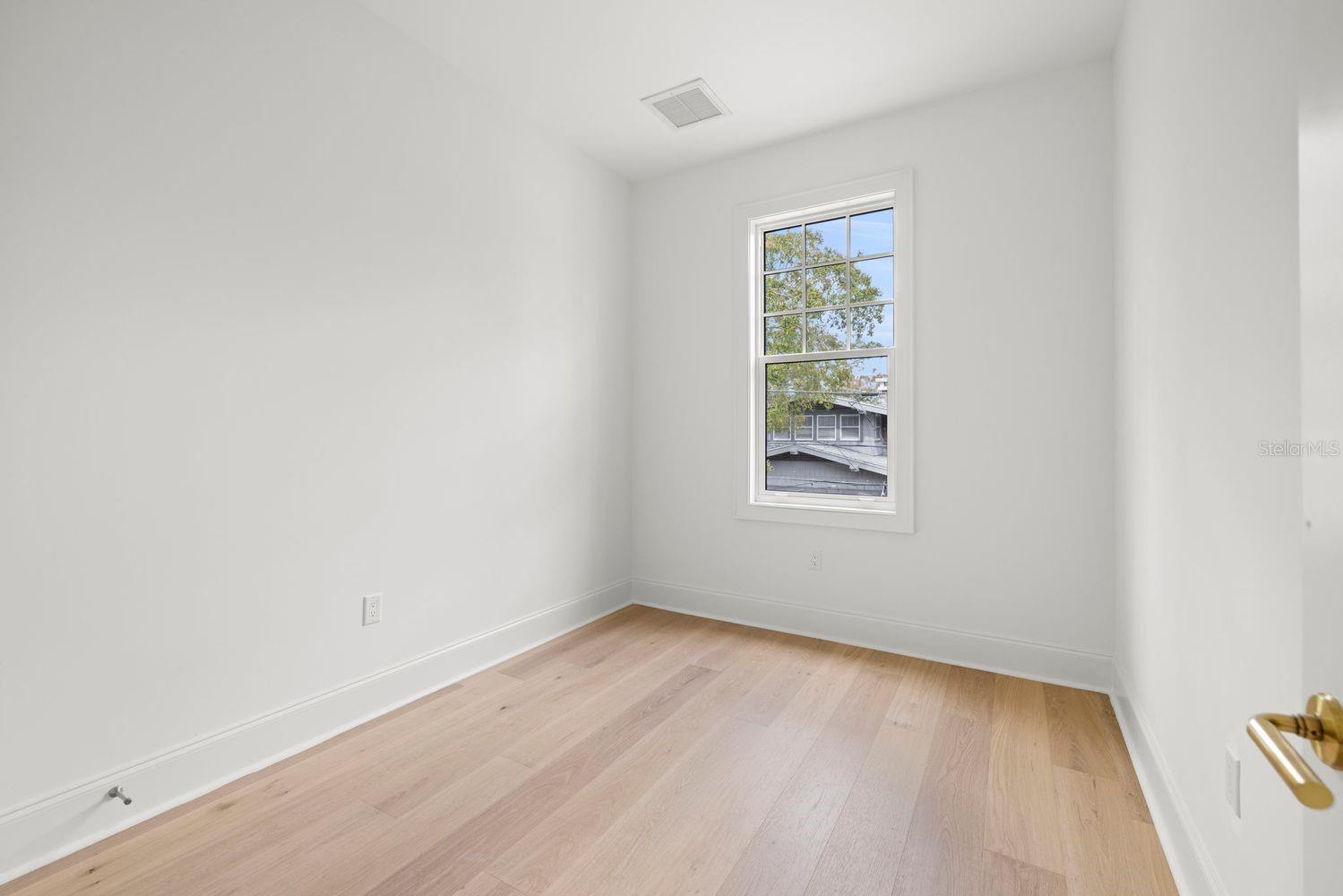 SNELL & HAMLETT'S NORTH SHORE ADD - Residential