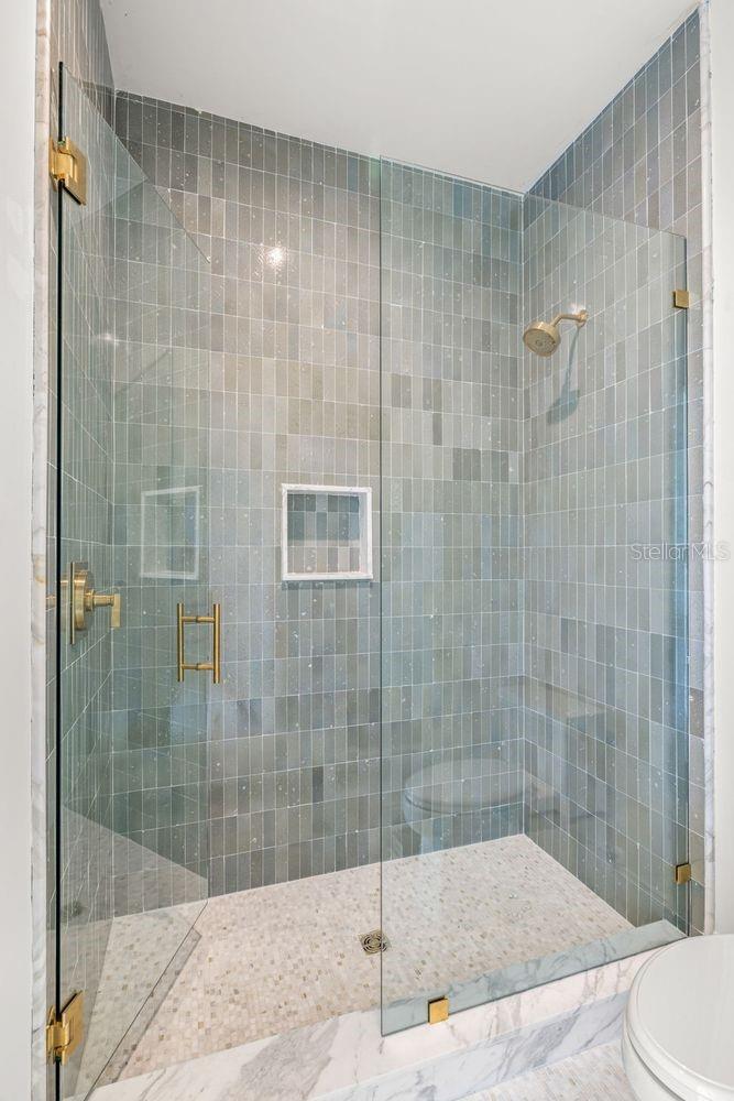 SNELL & HAMLETT'S NORTH SHORE ADD - Residential