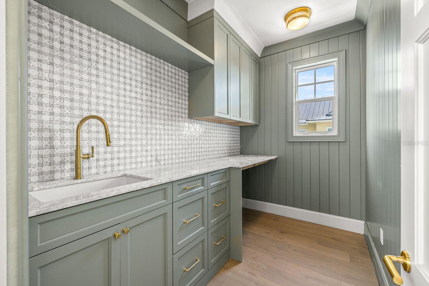 SNELL & HAMLETT'S NORTH SHORE ADD - Residential