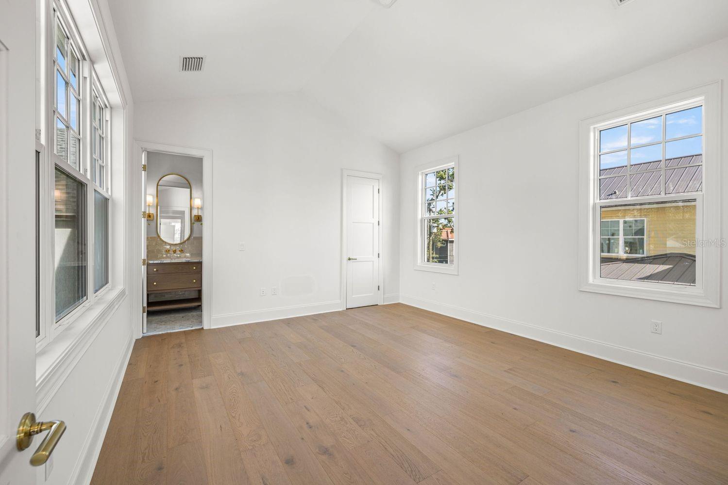 SNELL & HAMLETT'S NORTH SHORE ADD - Residential