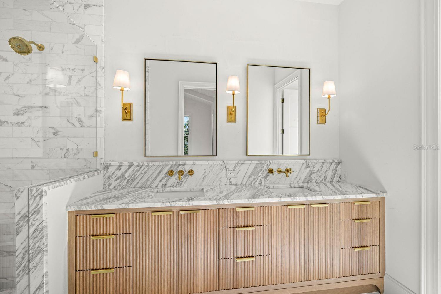 SNELL & HAMLETT'S NORTH SHORE ADD - Residential